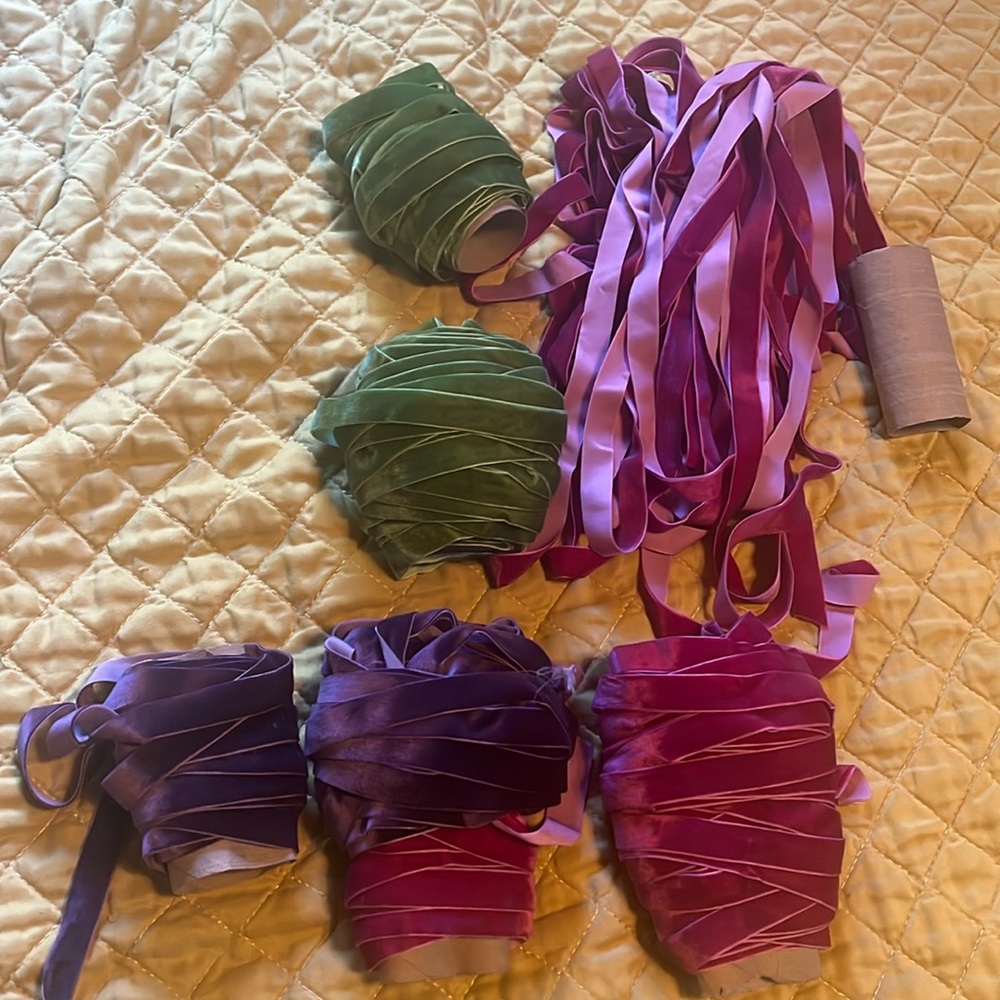 🍁5 for $25 🍁beautiful lot of velvet ribbon